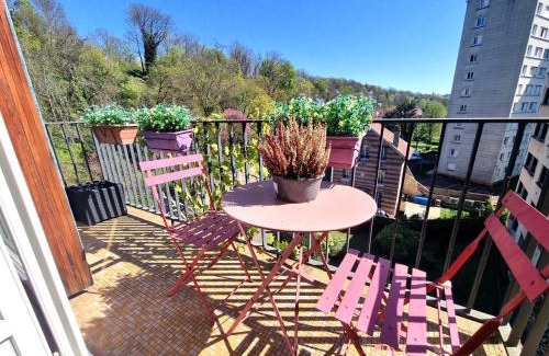 Saint-Maurice Apartment | Appt Cosy Porte Paris parc Fleural et Parking