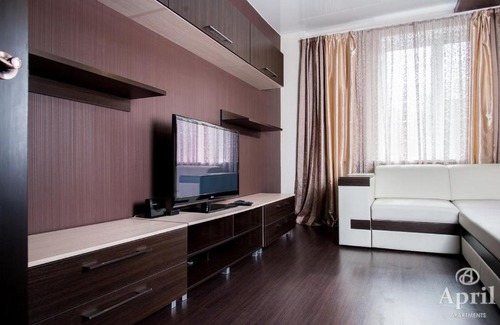 Syktyvkar Apartment | April on Sovetskoy