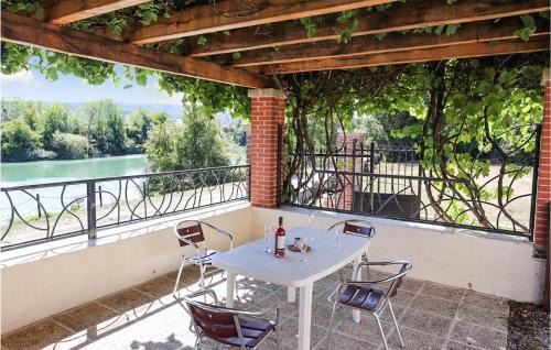 Jaulgonne House | Apt A