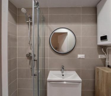 Zola - Pressense Apartment | Apt Lyon Flachet