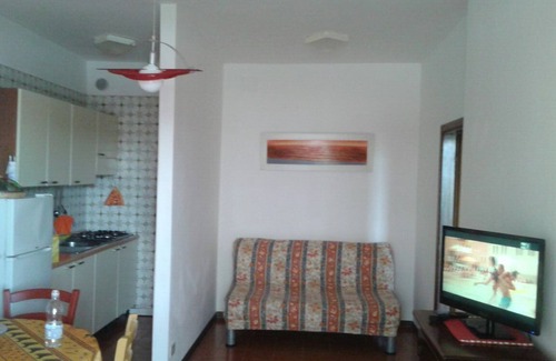 Rosignano Solvay Apartment | Apt. with Pool,100 mt from the seaside! perfect for families and couples