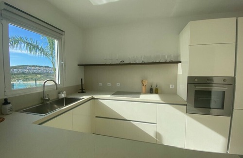Indigo Bay Apartment | Apt1 (2 bedrooms, terrace, deck & garden sea view)