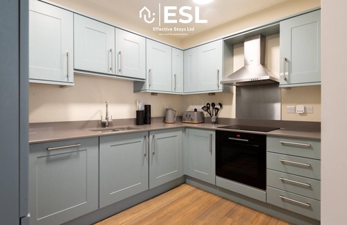 Shrewsbury Apartment | Apt26SQ Central, 2 Bedroom Apartment with Parking