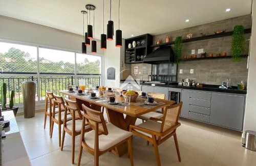 Vila Inglesa Apartment | Apto alto padrão e conforto a 800m do Centrinho do Capivari - Campos do Jordão