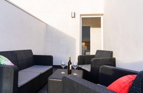 Frije Apartment | Apto. dúplex 105 .