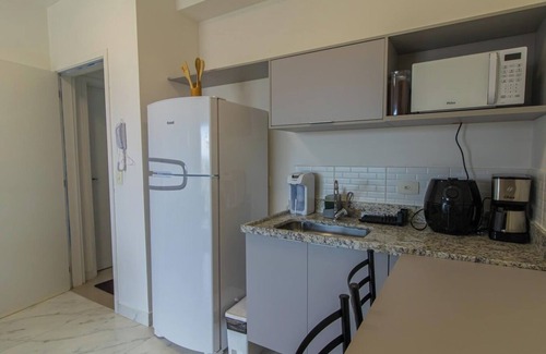 Sao Jose dos Campos Apartment | Apto moderno com churrasqueira e piscina no centro