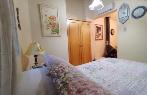 Bairro Lago Negro Apartment | Apto para 4 pessoas Cantinho da Mimosa à 4 min do centro, próx ao lagoNegro com wi-fi aceita Pet