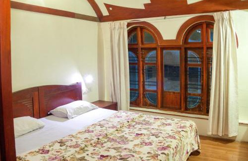Aryad South Boat Rental | Aqua Castle Houseboat - by Aqua Jumbo Houseboats