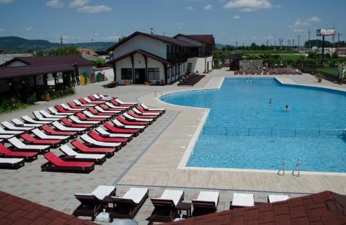 Avrig House | Aqua Club Elatis