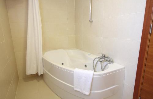 Santa Susanna Hotel | AQUA Hotel Onabrava & Spa 4*Sup