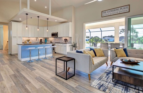 Rotonda Heights House | Aqua Pearl | Lake front | Pool | Spa