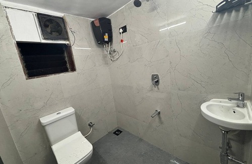 J B Nagar Apartment | Aqua Stays