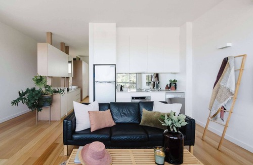 Rye Apartment | Aquabelle Six - the perfect Rye couples retreat