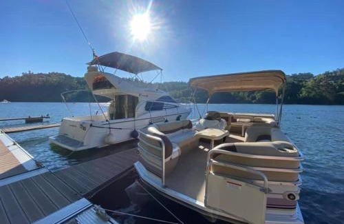 Cinfaes Boat Rental | AQUADOURO Yacht RADAMES - Sleep Boat Experience
