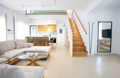 Agios Ioannis Villa | Aquamarina Villas