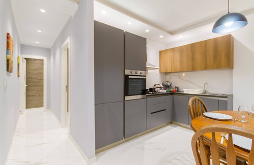Qawra Apartment | Aquamarine Modern Apart M3