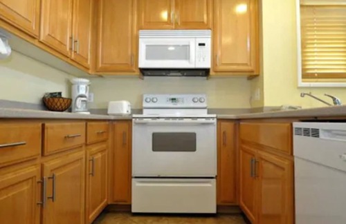 Townsite House | Aquamarine Villas