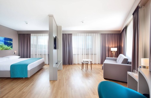 Lausanne Hotel | Aquatis Hotel