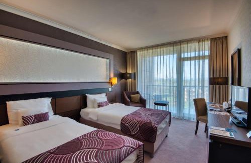 Kaposztasmegyer Resort | Aquaworld Resort Budapest