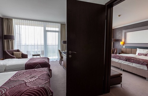 Kaposztasmegyer Hotel | Aquaworld Resort Budapest