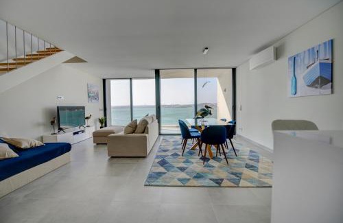 Mexilhoeira da Carregacao Apartment | Arade Riverside Modern Apartment