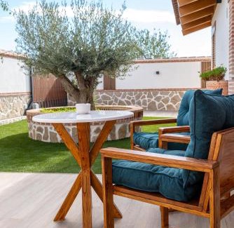 Navahermosa Ski Chalet | Arandas Village