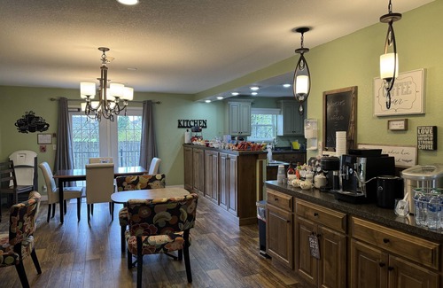 Arcola Bed & Breakfast | Arbor Rose Boutique Hotel