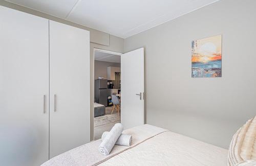 Mykonos Apartment | Arch House Langebaan - Modern Stay Near Beach & Club Mykonos