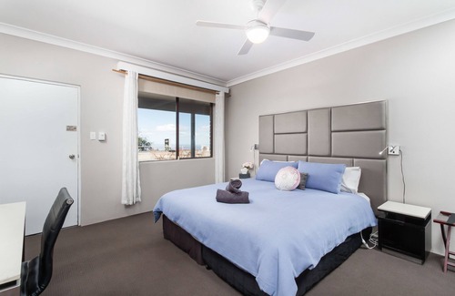 Kurrajong Heights Hotel | Archibald Hotel