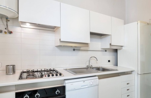 Marina di Ragusa Apartment | Archimede, central apartment with view in Marina di Ragusa