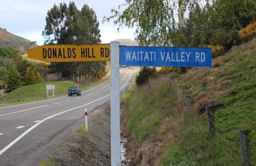 Waitati Apartment | Arden Country House BnB - Entire house to yourself -peace in the country