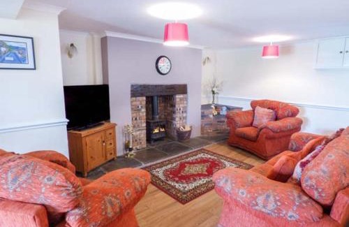 Bethesda House | Arfryn