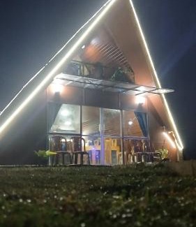 Lindula House | Argyle Lakeside Cabana Hatton