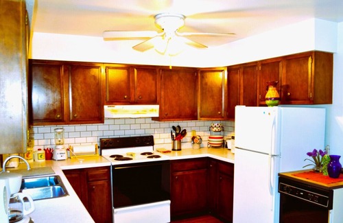 Grand Forks Apartment | Arhaus 3: experience a chic and inviting accommodation in Grand Forks.