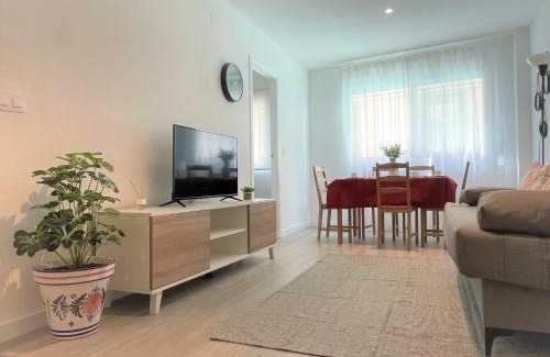 San Anton Apartment | ARIMAT URBAN FLAT Zona Centro Mercado Rambla