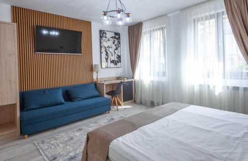 Center Apartment | ARINI WHITE HOUSE