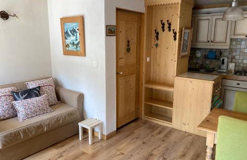 Moutiers Apartment | Aristide Briand