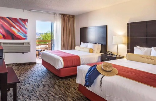 Wahweap Hotel | Arizona Escapes:3 Spacious Units!Water Adventures,Lakeview!Onsite Pool