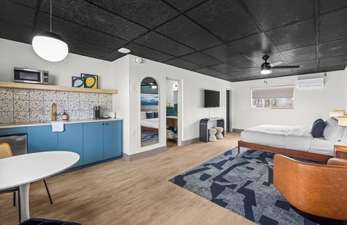 Prairie Creek Hotel | Arka Motel
