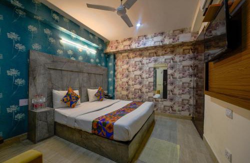 Rohini Hotel | Arkwood Residency B & B At Airport