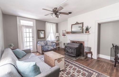 Bolivar House | Armory Quarters B