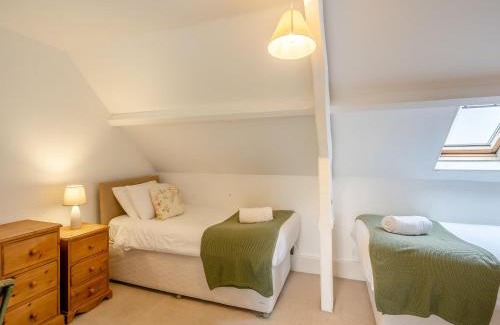 Pulham House | Armswell House