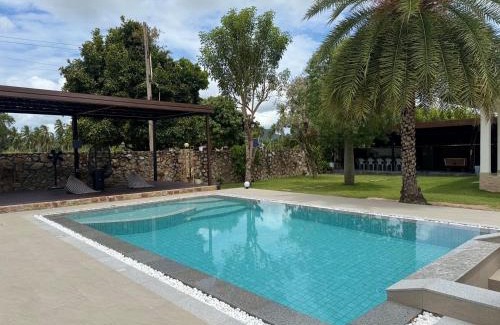 Huai Yai Villa | Arom Pool Villa Pattaya 1
