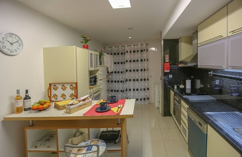Mozelos Condo | Aromas Flavors Tours Esmoriz Beach