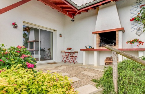 Behasque-Lapiste Apartment | Arrosa - Chambre avec piscine - proche Saint-Palais