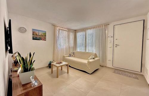 Diano Castello Apartment | Arsi House