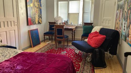 Ullanlinna House | Art gallery room with own entrance at the centre of Helsinki