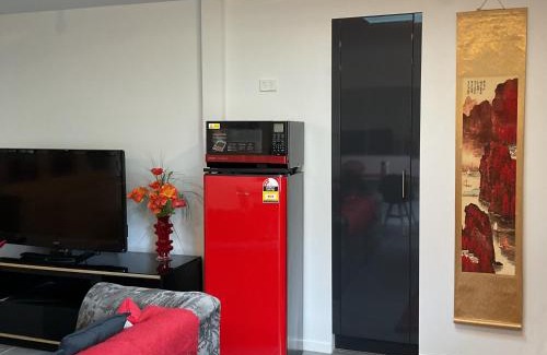 Huonville Apartment | Art House Apartment