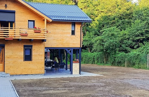 Avrig Ski Chalet | ART House Transylvania, Valea Avrigului, Sibiu is a sustainable chalet in Avrig