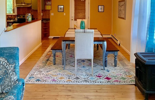 Honesdale House | Artful Retreat - next to The Himalayan Institute